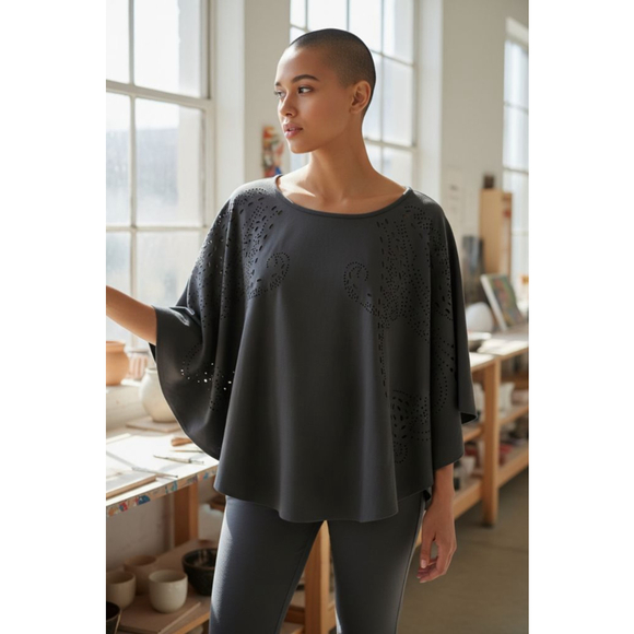 Alberto Makali Dark Gray Laser-Cut Poncho Wing Sleeve Faux Suede Top - Picture 8 of 10